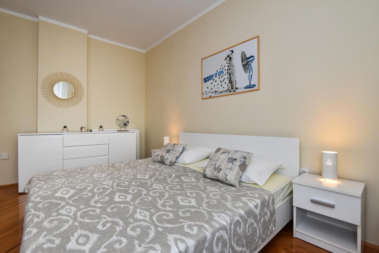 Apartment Sunny Side ซาดาร์ ภายนอก รูปภาพ