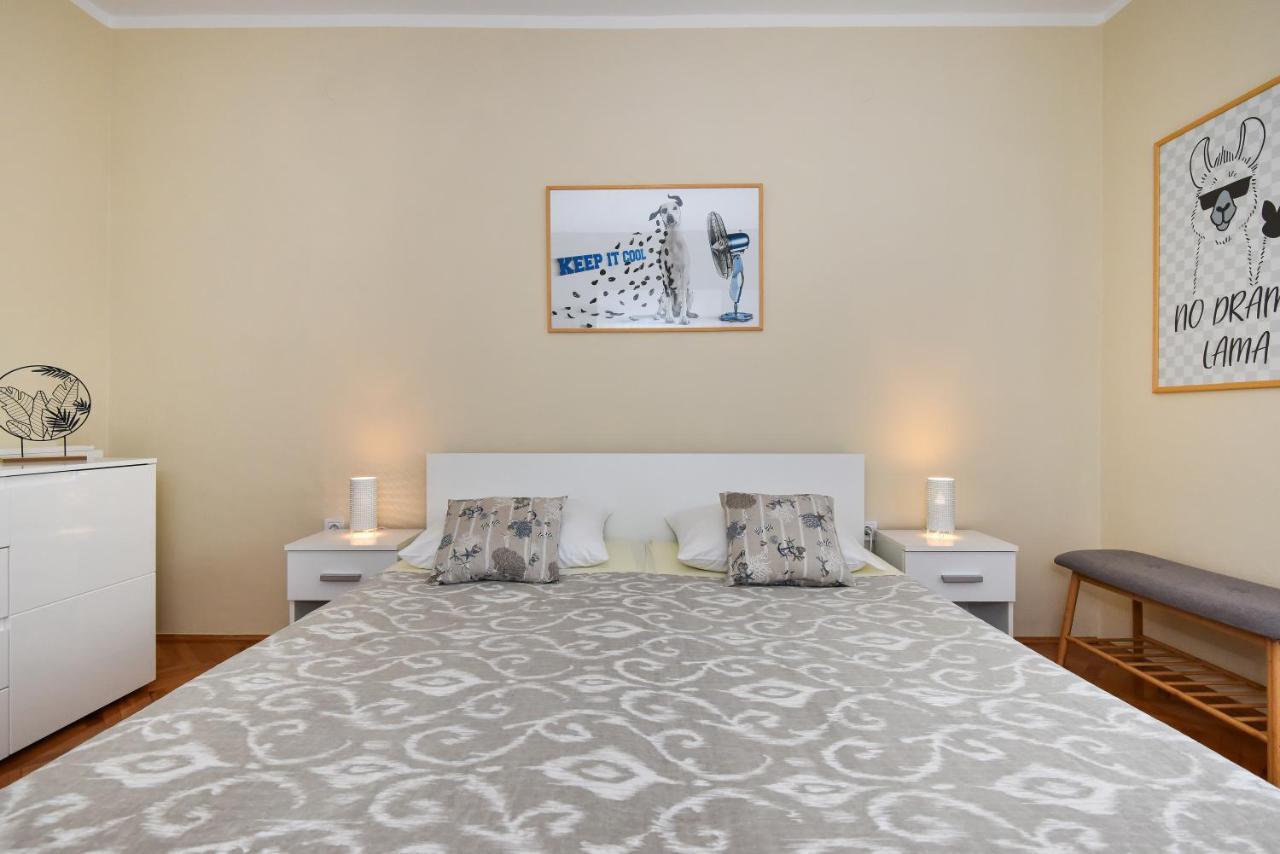 Apartment Sunny Side ซาดาร์ ภายนอก รูปภาพ