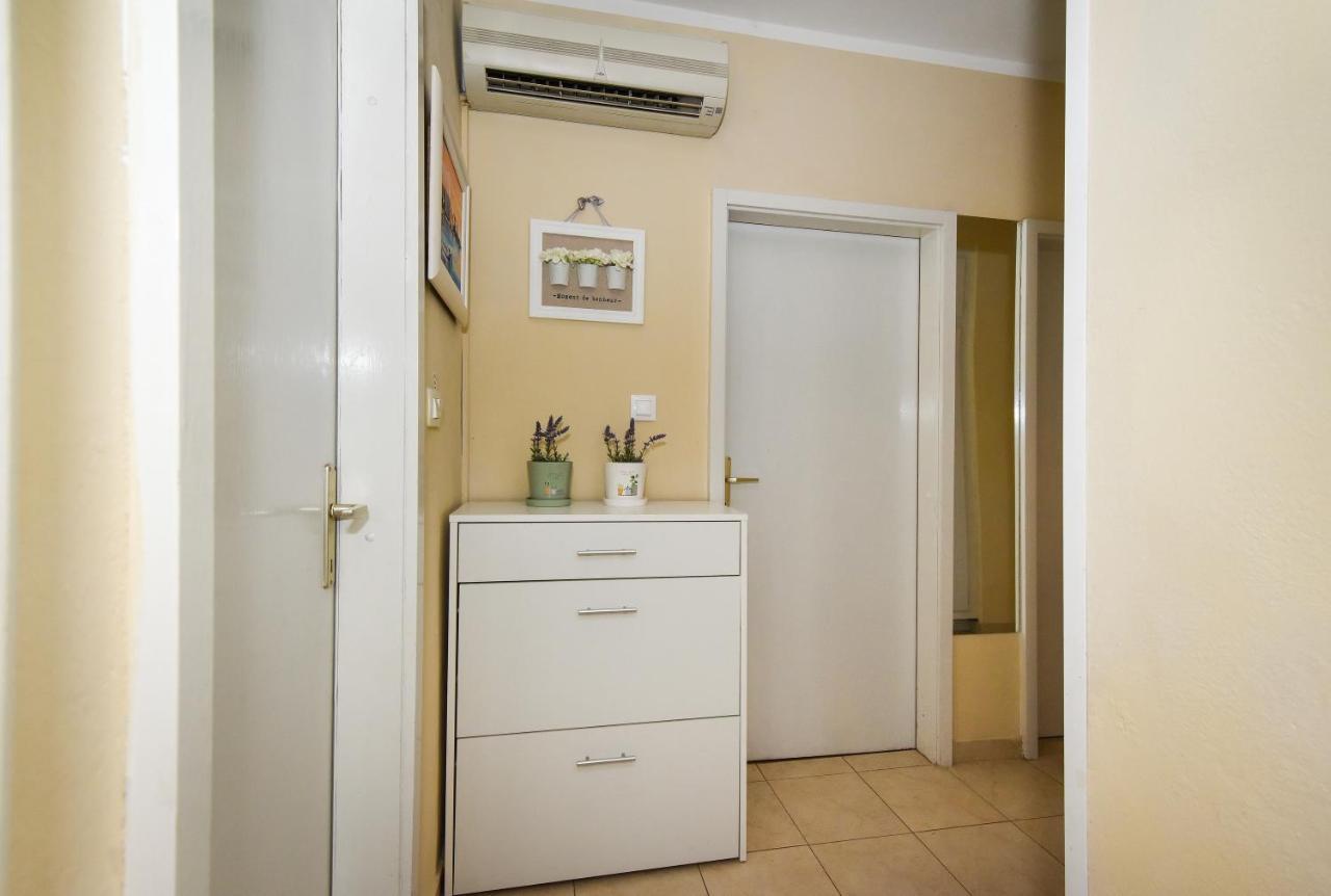Apartment Sunny Side ซาดาร์ ภายนอก รูปภาพ