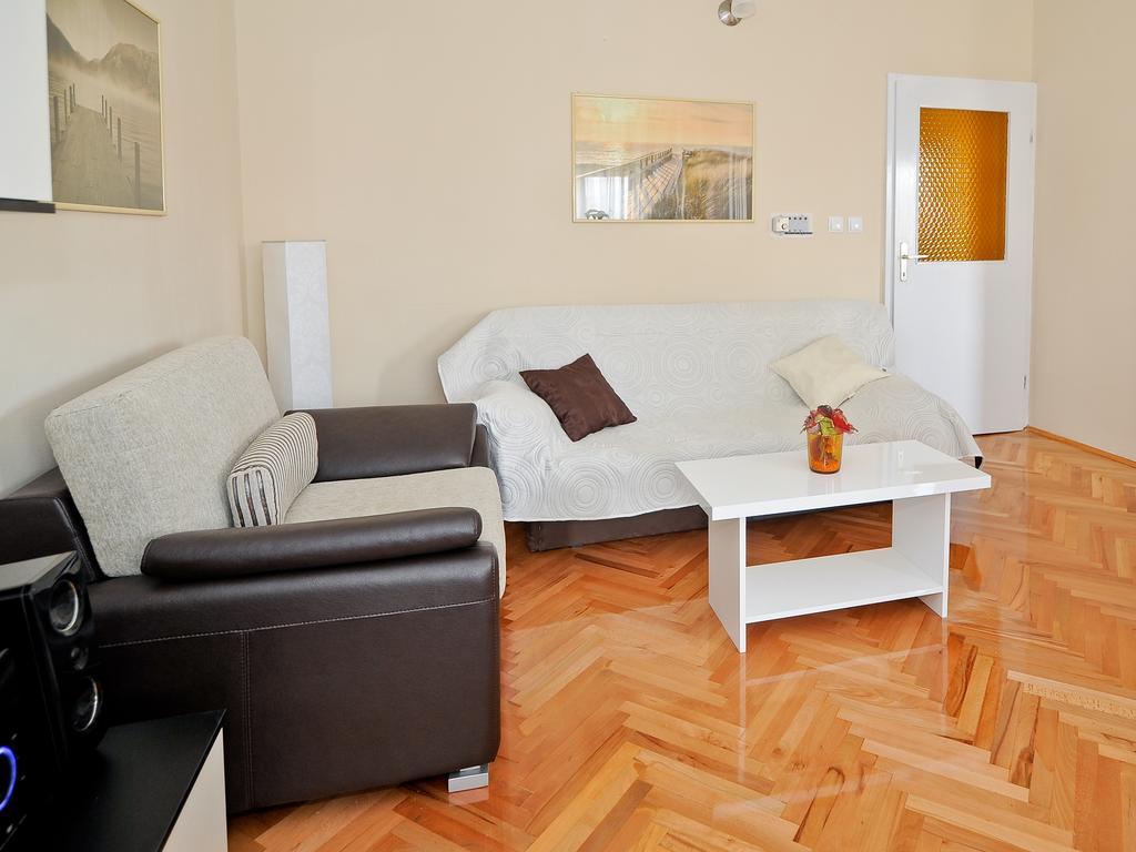 Apartment Sunny Side ซาดาร์ ภายนอก รูปภาพ