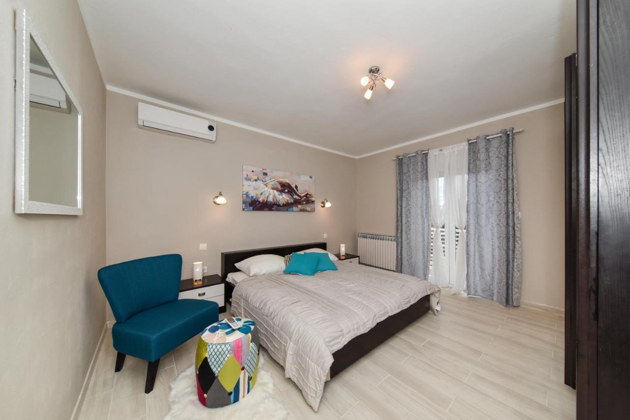 Apartment Sunny Side ซาดาร์ ภายนอก รูปภาพ